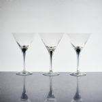 646527 Martini glasses